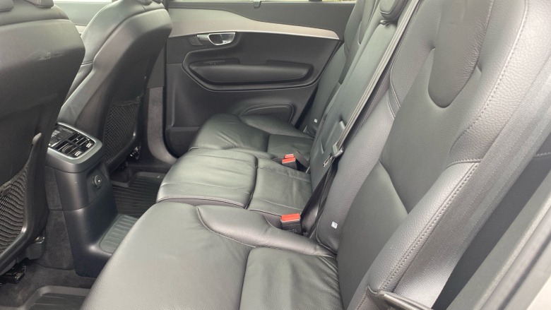 Volvo XC90 2.0 T8 [455] RC PHEV Plus Dark 5dr AWD Geartronic Estate